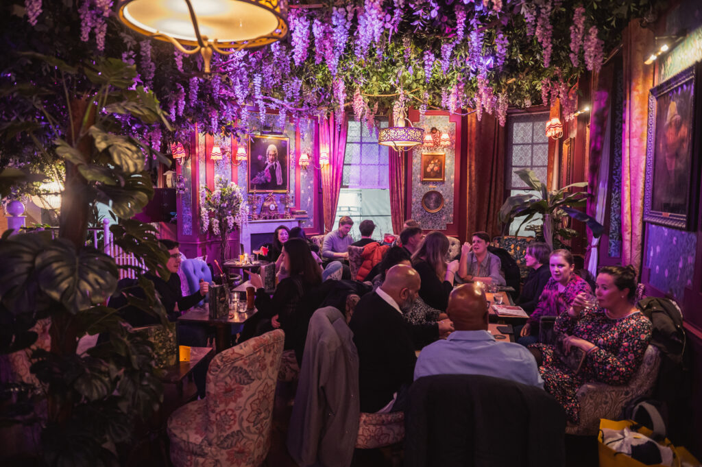 Mr Fogg’s Saloon at Botanical Tavern – Fitzrovia gallery image
