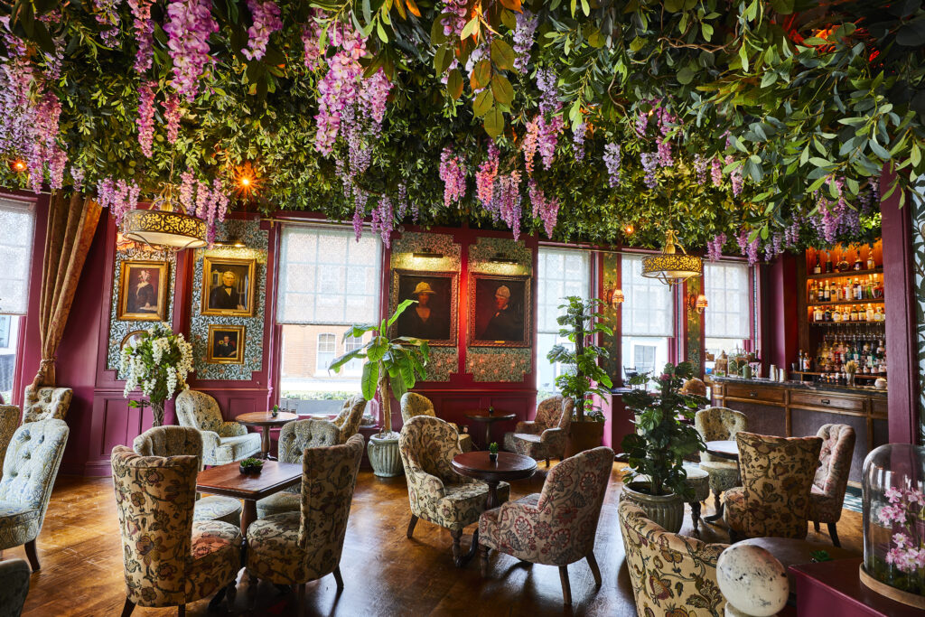 Mr Fogg’s Saloon at Botanical Tavern – Fitzrovia gallery image